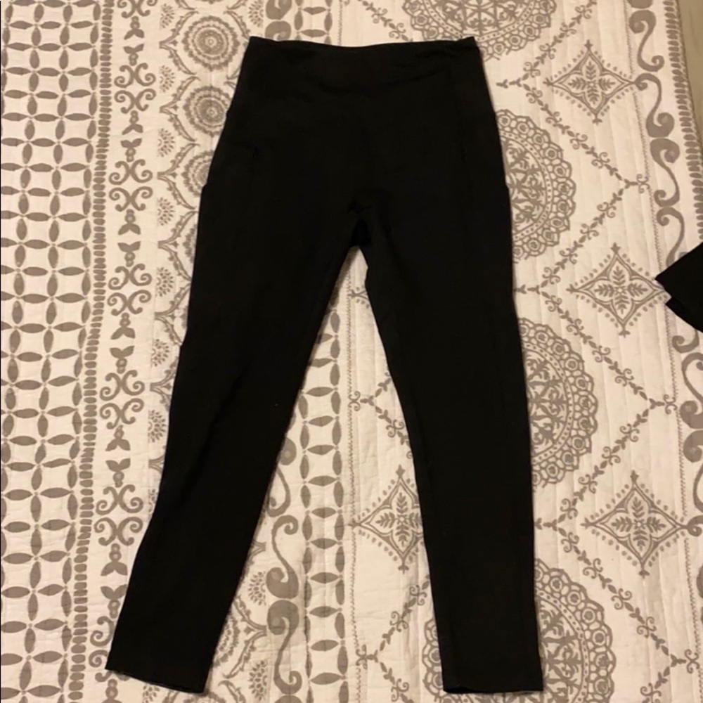 Super cute zella leggings!